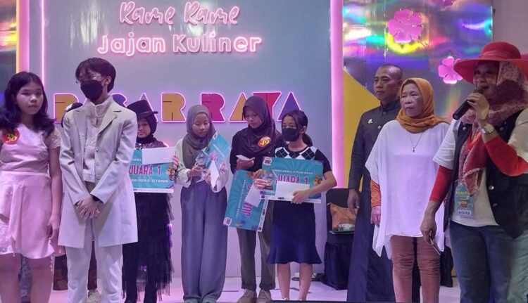 Memperingati Hari Anak Nasional, Gelar Lomba Menyanyi dan Menulis Puisi di Tangerang City Mall