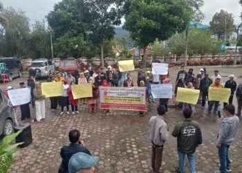 Masalah Bukit Cambai dan Alahan Panjang Resort, Masyarakat Demo ke DPRD Kabupaten Solok