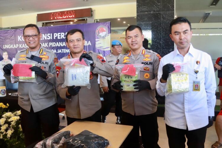 Polda Jawa Tengah Berhasil Mengungkap Narkotika Jenis Sabu Total Seberat 5 Kilogram