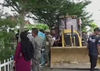 Sadis! Polisi Pamong Praja Provinsi Sumatra Utara Asal Mengegas Dan Merusak Lahan Pertanian Yang Di Kelola Pemerintah Desa