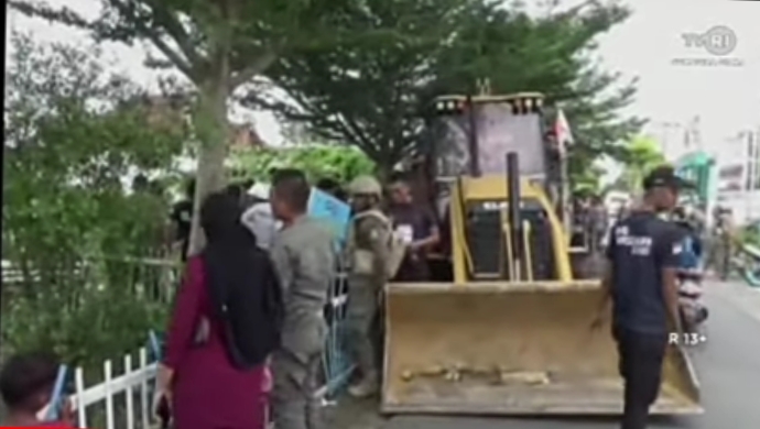 Sadis! Polisi Pamong Praja Provinsi Sumatra Utara Asal Mengegas Dan Merusak Lahan Pertanian Yang Di Kelola Pemerintah Desa