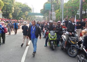 Aksi Demo di Jakarta, Buruh Tuntut Joko Widodo Cabut  Beberapa UU
