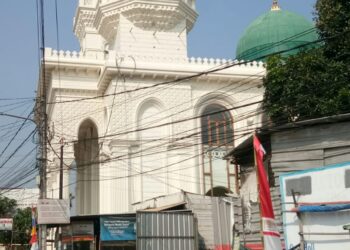 Siapa Penghibah Tanah Mesjid Megah Itu di Tangerang Selatan?