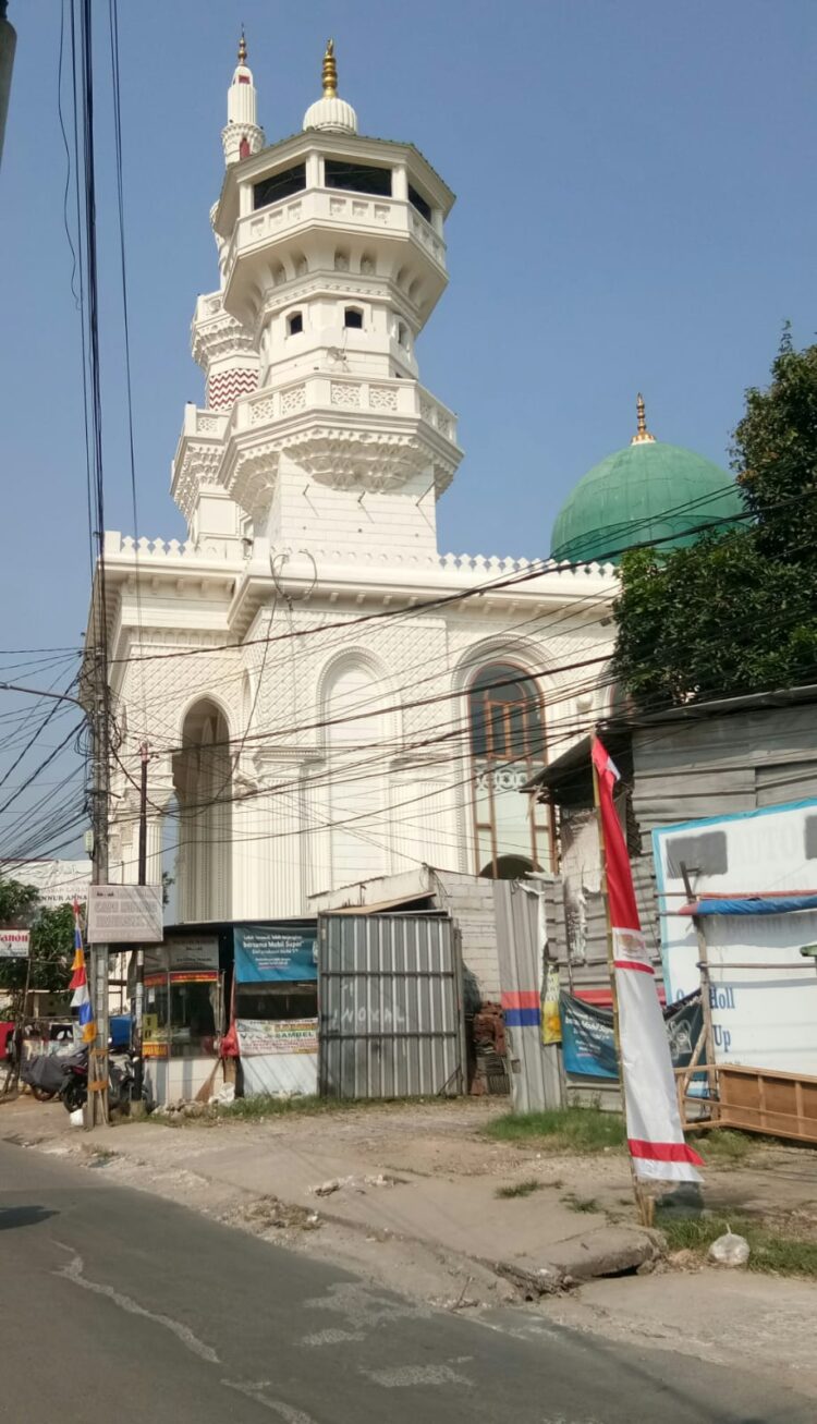 Siapa Penghibah Tanah Mesjid Megah Itu di Tangerang Selatan?