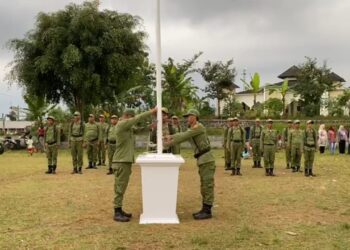 Sekda Banyumas Kukuhkan 35 Anggota Paskibraka