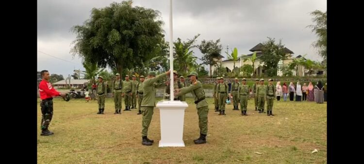 Sekda Banyumas Kukuhkan 35 Anggota Paskibraka