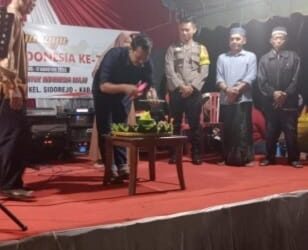 Semarak HUT RI Ke – 78, Malam Penyerahan Hadiah di Rt13 Kelurahan Sidorejo Berlangsung Meriah dan Sukses