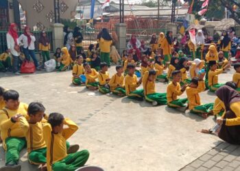 Semarak HUT Kemerdekaan RI ke-78 Sekolah MI Unwanul Huda I Jalan Raya Pasir Putih Kelurahan Pasir Putih Sawangan Kota Depok Turut Memeriahkan Dengan Berbagai Ragam Perlombaan