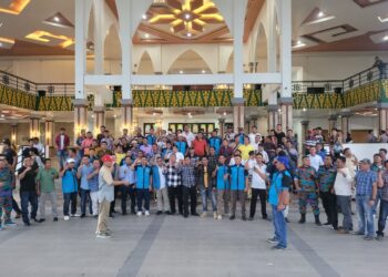 Kadistransnaker Siak Tidak Kooperatif Mengambil Sikap RDP Di Kantor DPRD Siak, Ada apa??