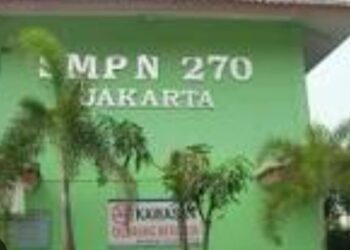 SMP 270 Jakarta Lima Tahun Tidak Memiliki Guru Agama Kristen