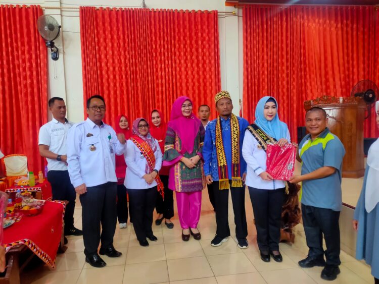 Perkuat Penanganan Bencana Kekeringan, Kades Koleang Siagakan Armada Tangki Air Bersih Untuk Masyarakat