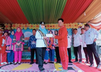 Bupati Tanggamus Hj Dewi Handajani Menghadiri Hari Ulang Tahun Himpaudi Ke-18 Dan Gebyar Paud