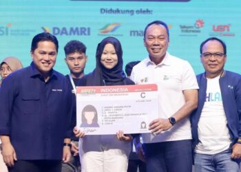 Polda Jateng Tangkap Peretas HP Modus Sebarkan File APK, Empat Orang Pelaku Ditangkap Petugas