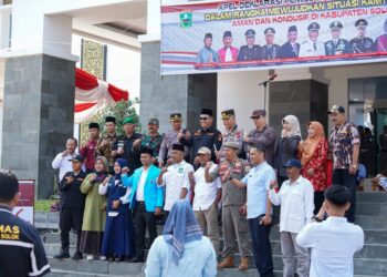 Bupati Jadi Pembina  Apel Deklarasi Pemilu Damai Tahun 2024 di Kabupaten Solok