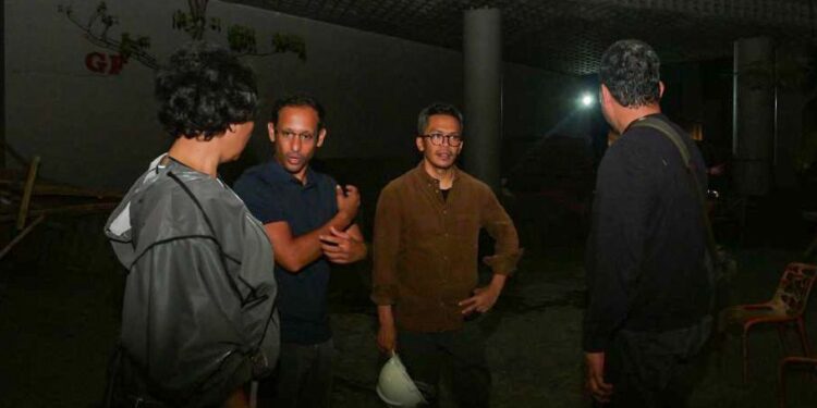 Mendikbudristek Meninjau Kebakaran Gedung A Museum Nasional