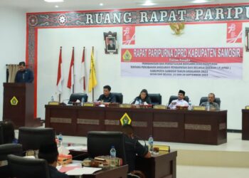 Bupati Samosir Bersama DPRD Sahkan PERDA P-APBD 2023