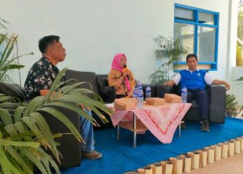 DKP Jatim Sosialisasi E – LOGBOOK PENANGKAPAN IKAN (E-LBPI) di Pelabuhan Perikanan Pantai  Camplong