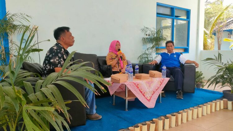 DKP Jatim Sosialisasi E – LOGBOOK PENANGKAPAN IKAN (E-LBPI) di Pelabuhan Perikanan Pantai  Camplong