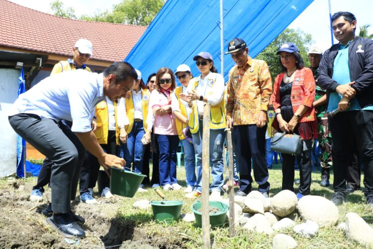 Ketua TP PKK Taput Satika Simamora Hadiri HUT IBI Ke-72 Ikatan Bidan Indonesia Cabang Tapanuli Utara