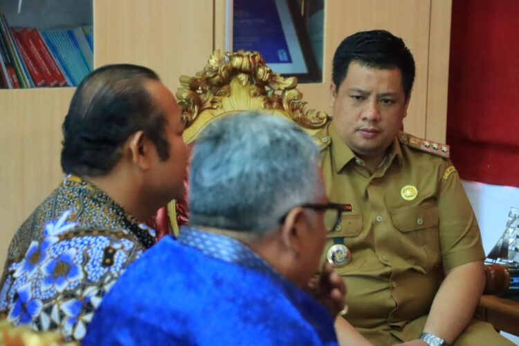 Bupati Samosir Buka Sosialisasi Budidaya Perikanan Berkelanjutan Karena Adanya Penataan KJA