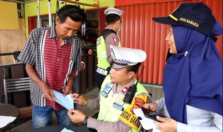 Curhat Di Tobong Genteng, Warga Pagelaran Sampaikan Keluhan dan Harapan Kepada Polisi