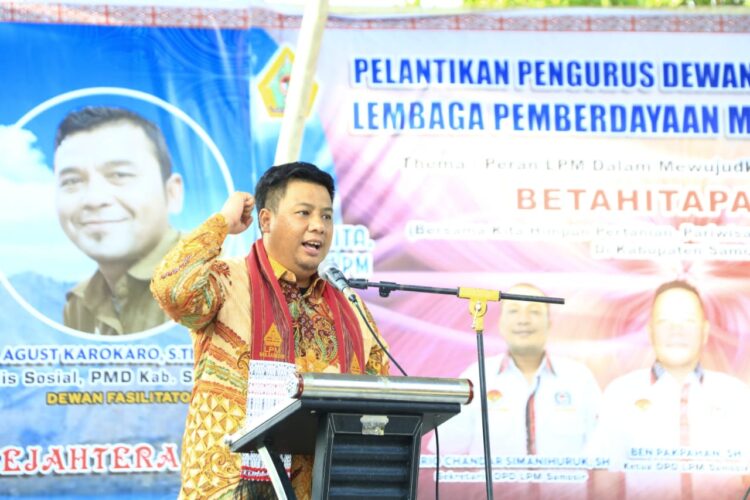 Bupati Samosir Dampingi Ketua DPD LPM Sumut Lantik Pengurus DPD LPM  Kabupaten Samosir Periode 2023-2028