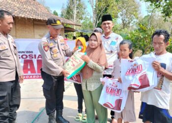 Ribuan Pelajar AL Irsyad Purwokerto Gelar Aksi Solidaritas Anak Palestina