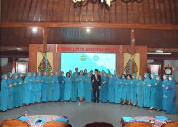 PJ Bupati Hanung Lantik 47  Pengurus TP PKK Banyumas