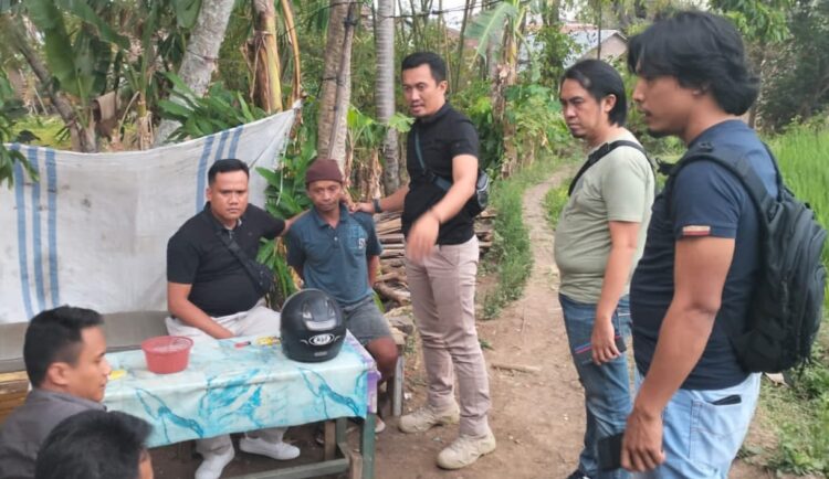 PJ Hanung Salurkan Bantuan Pangan Cadangan Beras Pemerintah