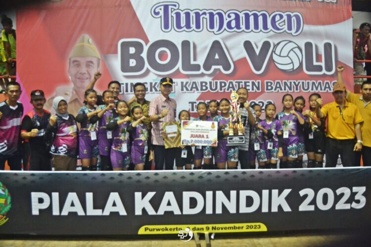 Gumelar dan Sumbang Juara Bola Voli Piala Kadindik Banyumas 2023