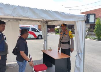 Polresta Surakarta Giatkan Patroli: Kapolresta Surakarta Turun Langsung Pantau Situasi Saat Latihan Tim Peserta Piala Dunia U-17