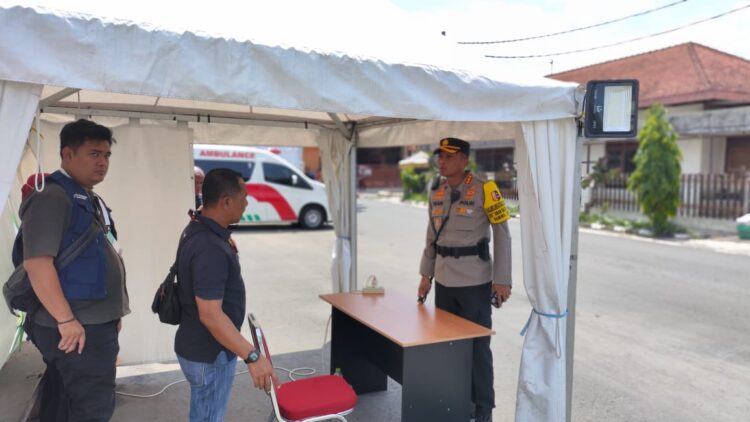 Polresta Surakarta Giatkan Patroli: Kapolresta Surakarta Turun Langsung Pantau Situasi Saat Latihan Tim Peserta Piala Dunia U-17