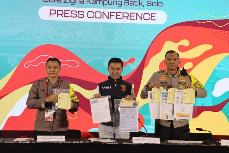 Stop Bullying! Menjadi Pesan Penting Kapolsek Jasinga di Acara HGN dan HUT PGRI Ke-78 di SMAN 1 Jasinga