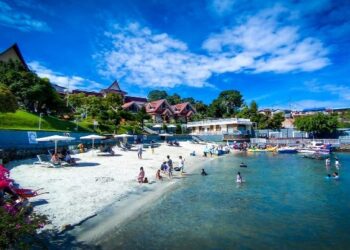 Stop Bullying! Menjadi Pesan Penting Kapolsek Jasinga di Acara HGN dan HUT PGRI Ke-78 di SMAN 1 Jasinga