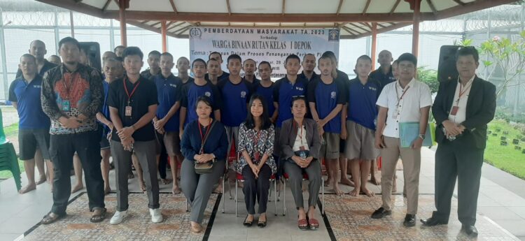 Jokowi Katanya Tinggalkan PDIP! Apakah Kacang Lupa Pada Kulitnya ?, Oleh Ketua PBH Sinar Pagi