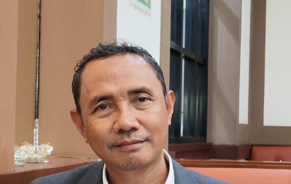 Warga Kelurahan Sidorejo Khususnya RT 13 Bamban, Bergotong Royong Mebersihkan Parit Bamban
