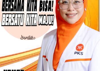 Warga Kelurahan Sidorejo Khususnya RT 13 Bamban, Bergotong Royong Mebersihkan Parit Bamban