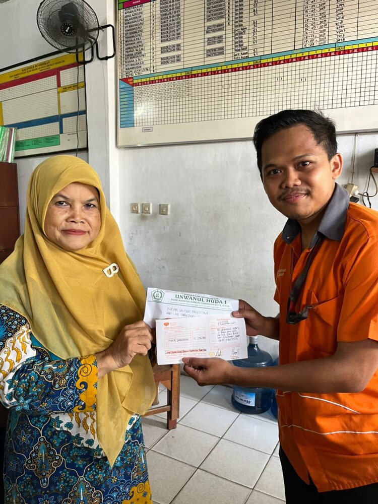 Donasi MI Unwanul Huda I Pasir Putih Kota Depok Untuk Perjuangan Rakyat Palestina Di Jalur Gaza