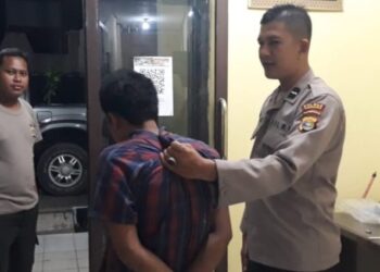 Dibantu Warga Polsek Semaka Tangkap Pelaku Percobaan Pencurian di Pekon Pardawaras