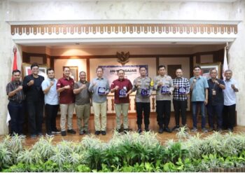 Walikota Jakut Apresiasi Kegiatan JJU Mengajar