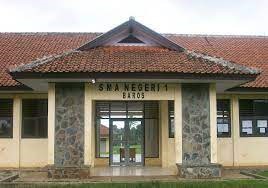 Sekitar Rp. 400 Jt Dana BOSP tahun 2022 Dialokasikan Pemeliharaan SARPRAS Sekolah di SMAN 1 Baros, Diduga Mark Up