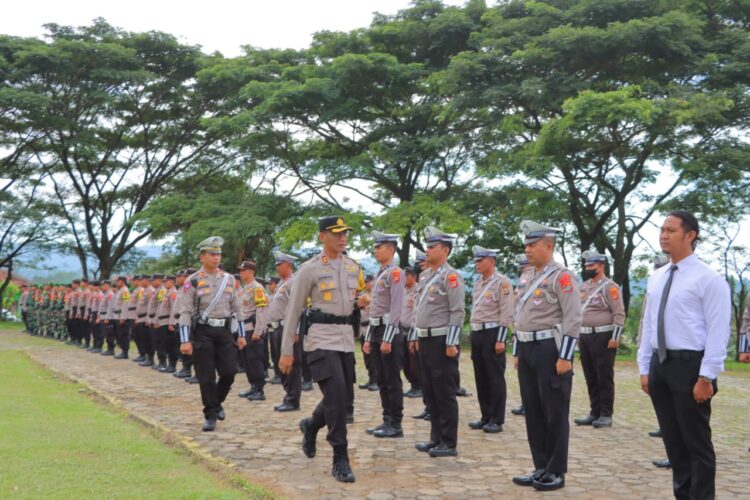 Polres Tanggamus Laksanakan Apel Gelar Pasukan Dalam Rangka Operasi Lilin 2023
