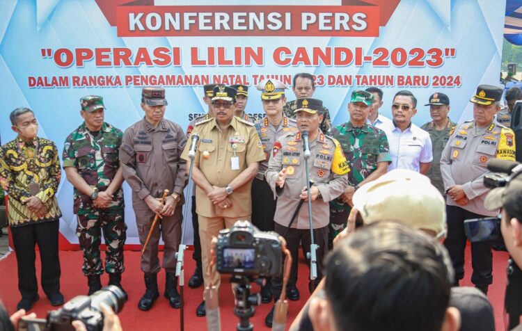 Pemkot Jakut Raih Penghargaan Sebagai Badan Publik Informatif