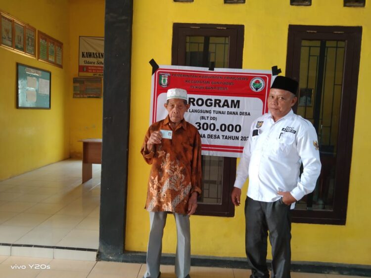 Pemerintah Pekon Banyumas Salurkan BLT DD Triwulan Ke-4 TA 2023