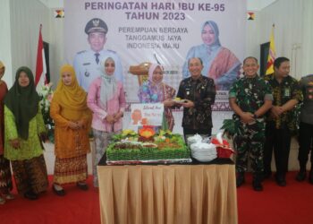 Pj. Bupati Tanggamus Ir. Mulyadi Irsan, M.T., Menghadiri Peringatan Hari Ibu ke-95 Tahun 2023