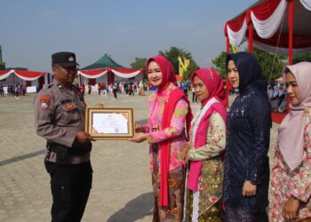 Aipda Agus Yudi Saputra, Pembinaan UMKM di Pringsewu, Dianugerahi Penghargaan pada Hari Ibu ke-95