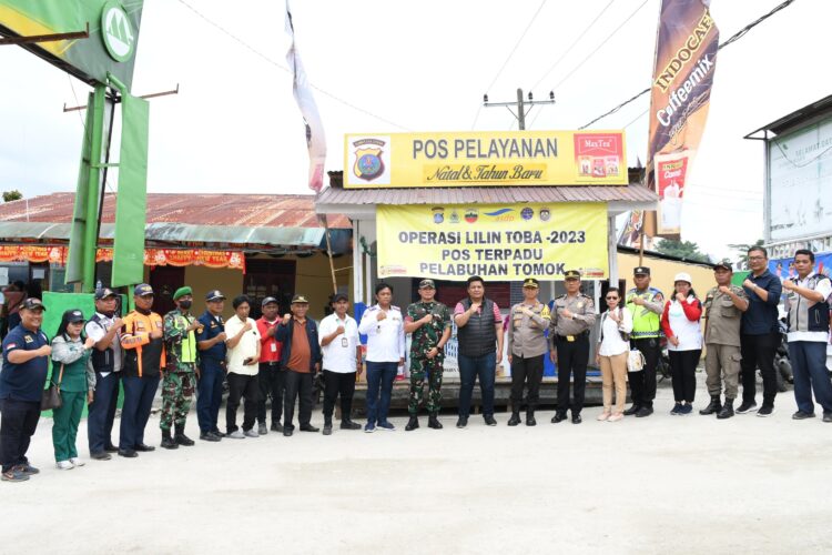 Pastikan Kesiapan Personil, Bupati Samosir Monitoring Pos Pam Ops Lilin Toba 2023