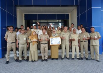 Keluarga Besar UPT PJJ Mojokerto, Mengucapkan “SELAMAT TAHUN BARU 2024”