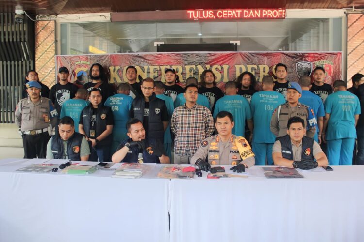 Lakukan Aksi Perampasan Kendaraan, 8 Oknum Debt Collector Dibekuk Polda Jateng