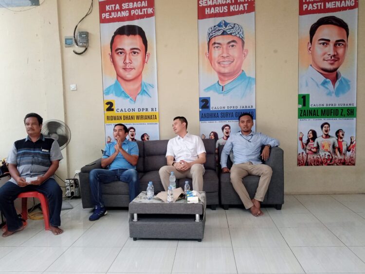 Ratusan Relawan Prabowo-Gibran Kumpul di Kediaman Anggota DPRD Kabupaten Subang, Bertekat Pilpres Tahun 2024 Hanya 1 Putaran